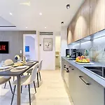 Hyper Centre - Charming Duplex - Luxury - Reversible Air Conditioning - 10 Mins From Place Massena Appartement *