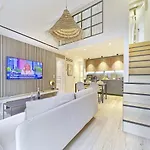Hyper Centre - Charming Duplex - Luxury - Reversible Air Conditioning - 10 Mins From Place Massena Appartement *