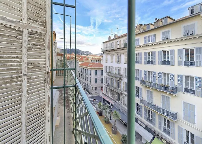 Hyper Centre - Charming Duplex - Luxury - Reversible Air Conditioning - 10 Mins From Place Massena Nice