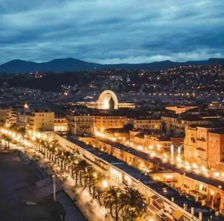 Lägenhet Hyper Centre - Charming Duplex - Luxury - Reversible Air Conditioning - 10 Mins From Place Massena *