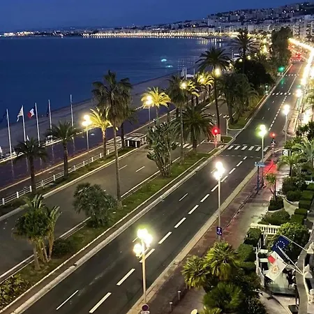 Hyper Centre - Charming Duplex - Luxury - Reversible Air Conditioning - 10 Mins From Place Massena Lägenhet Nice