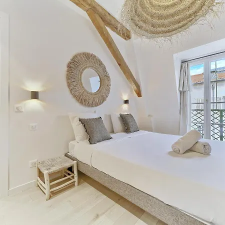 Hyper Centre - Charming Duplex - Luxury - Reversible Air Conditioning - 10 Mins From Place Massena * Nice