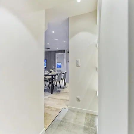 Hyper Centre - Charming Duplex - Luxury - Reversible Air Conditioning - 10 Mins From Place Massena Lägenhet Nice