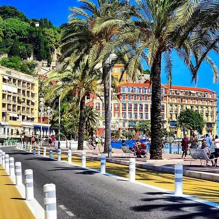 شقة Hyper Centre - Charming Duplex - Luxury - Reversible Air Conditioning - 10 Mins From Place Massena